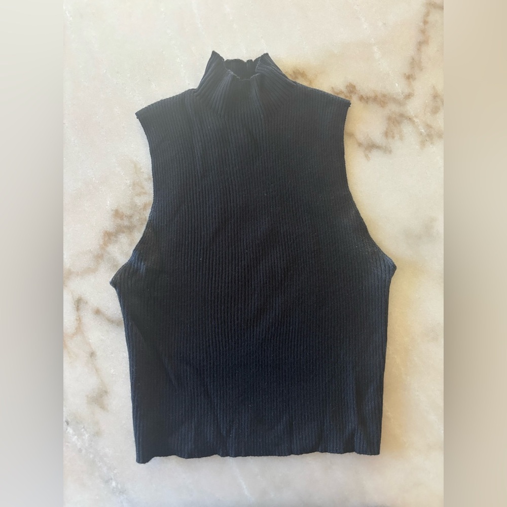Sleeveless Black Ribbed Top